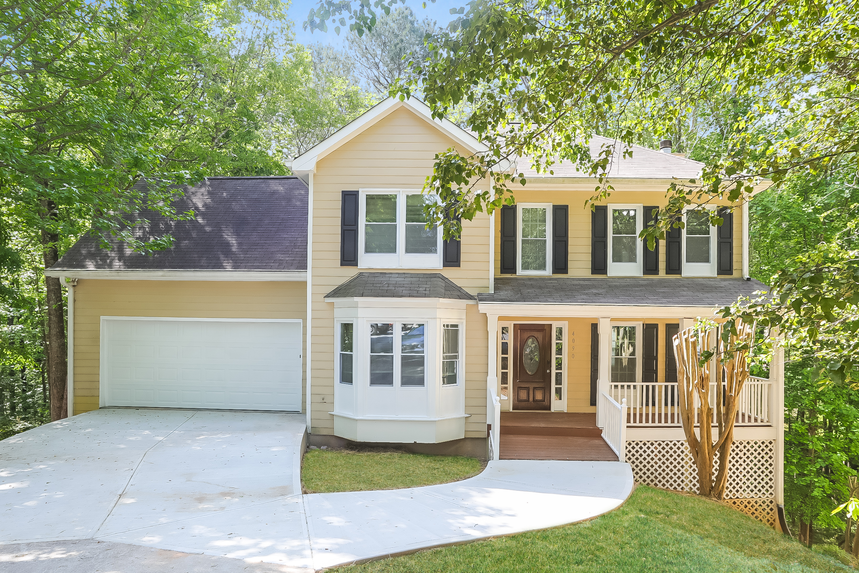 4090 Stony River Way Snellville, GA 30039